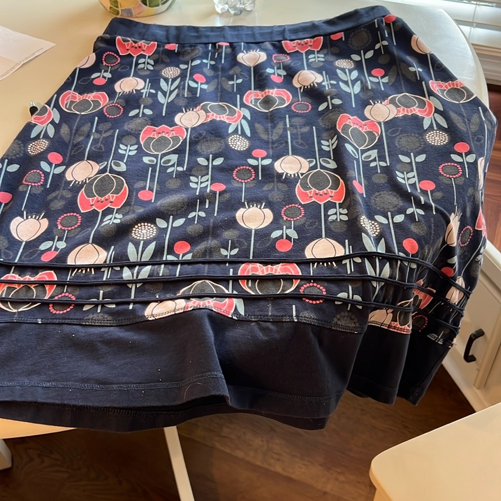 Mantaray skirt